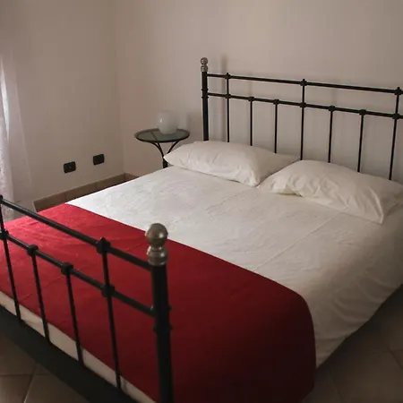 فندق مبيت وإفطار Bricco Fiore Briaglia